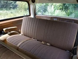 1979 Chevrolet Suburban C20 — photo 13