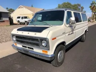 1975 Ford Econoline Van — photo 23