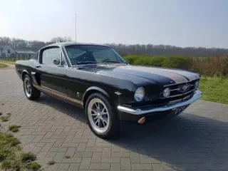 1965 Ford Mustang rent a hertz — photo 24