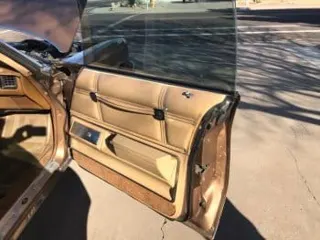 1976 Pontiac Bonneville — photo 8