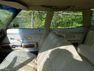 1972 Oldsmobile Custom Cruiser — photo 10