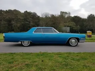 1966 Cadillac Coupe de Ville — photo 28
