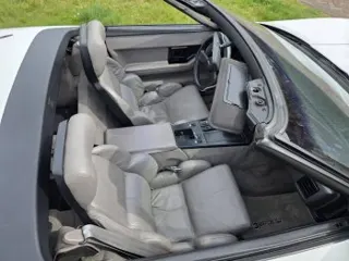 1989 Chevrolet Corvette convertible — photo 19