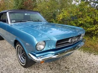 1965 Ford Mustang convertible — photo 22