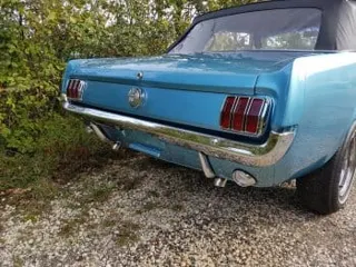1965 Ford Mustang convertible — photo 12