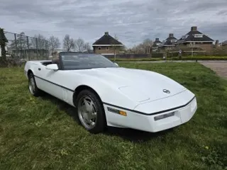 1989 Chevrolet Corvette convertible — photo 9