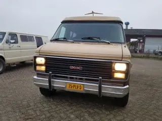 1983 GMC Vendura Van — photo 4