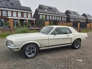 1968 Ford Mustang hardtop coupe — photo 9