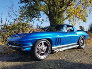 1966 Chevrolet Corvette Stingray — photo 15