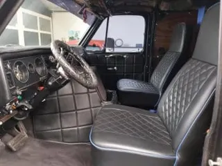 1975 GMC Pathfinder Van — photo 3