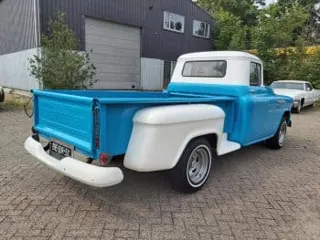 1957 Chevrolet 3200 stepside — photo 10