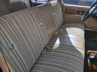 1977 Chevrolet Suburban K10 — photo 8
