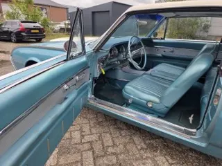 1961 Ford Thunderbird — photo 5