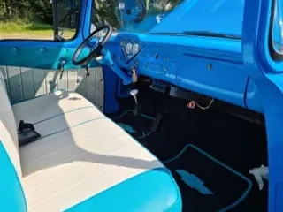 1957 Chevrolet stepside 3200 — photo 2
