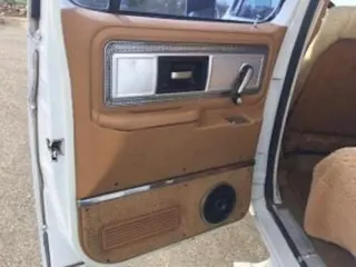 1979 Chevrolet Suburban — photo 32