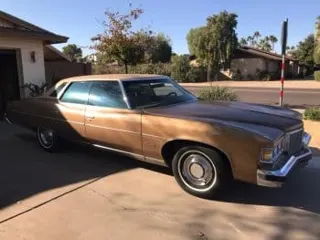 1976 Pontiac Bonneville — photo 6