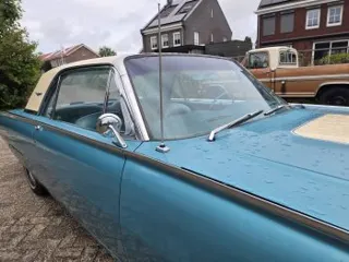 1961 Ford Thunderbird — photo 14