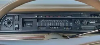 1974 Chrysler New Yorker Brougham — photo 9