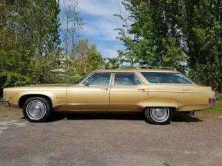 1972 Oldsmobile Custom Cruiser — photo 15
