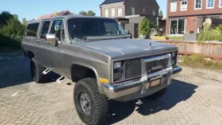 1986 Chevrolet Suburban 4x4 — photo 3