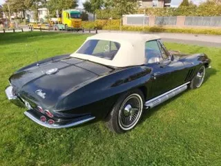 1965 Chevrolet Corvette Convertible — photo 26