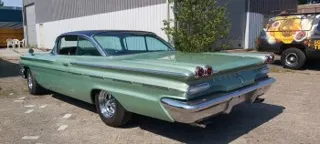 1960 Pontiac Bonnevile hardtop coupe — photo 13