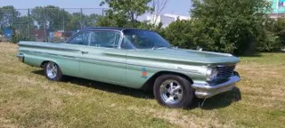 1960 Pontiac Bonnevile hardtop coupe — photo 8