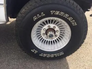 1979 Chevrolet Suburban — photo 2