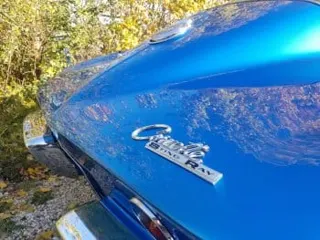 1966 Chevrolet Corvette Stingray — photo 12
