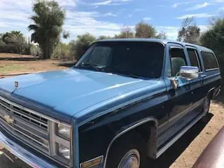 1986 Chevrolet Suburban 454CI — photo 2