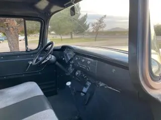 1957 chevrolet 3100 pick up — photo 3