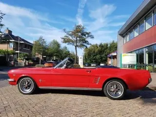 1965 Ford Mustang convertible — photo 20