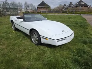 1989 Chevrolet Corvette convertible — photo 12