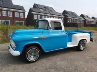 1957 Chevrolet 3200 stepside — photo 4