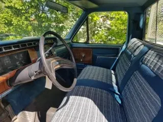 1982 Ford F250 XLT — photo 19