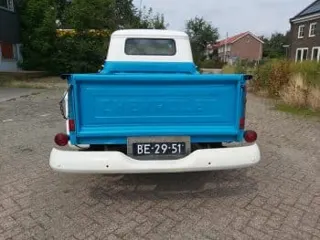 1957 Chevrolet 3200 stepside — photo 17