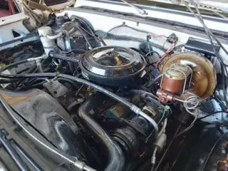 1977 Chevrolet Suburban K10 — photo 3