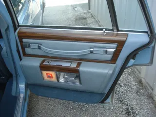 1977 Cadillac sedan de Ville — photo 29