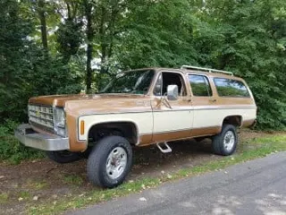 1979 Chevrolet Suburban C20 — photo 2