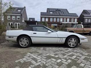 1989 Chevrolet Corvette convertible — photo 20