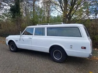 1969 Chevrolet Suburban 3 door — photo 24