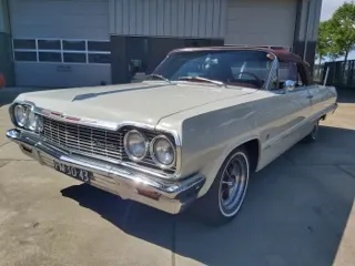 1964 Chevrolet Impala convertible — photo 1