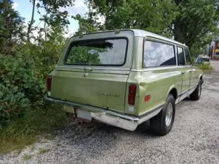 1972 Chevrolet Suburban C20 custom — photo 32